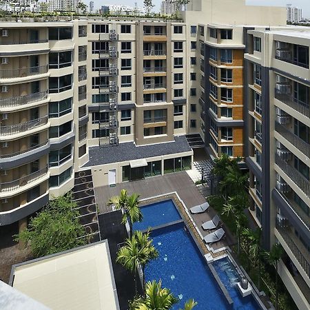 Siamese Nanglinchee Apartment Bangkok Exterior foto
